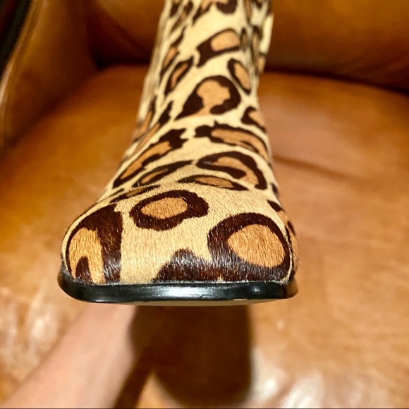 New Naked Feet Women’s Leopard Print Ankle Boots - Picture 7 of 9